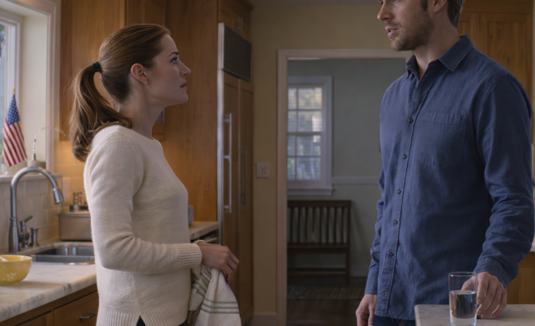 夫はいつも医者の診察を神聖な場所のように扱っていたので、彼が一度診察を欠席した時、小児科医が「マーゴット、ちょっと診てもらいたいことがあるんです」とささやいた。私は処方箋以上のものを手にして診察室を出た。それは、私が全く予想していなかった真実だった。そして3日後、私が静かに一言言っただけで、彼はキッチンの真ん中でぴたりと立ち止まった。